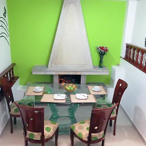 House Bed & Breakfast
